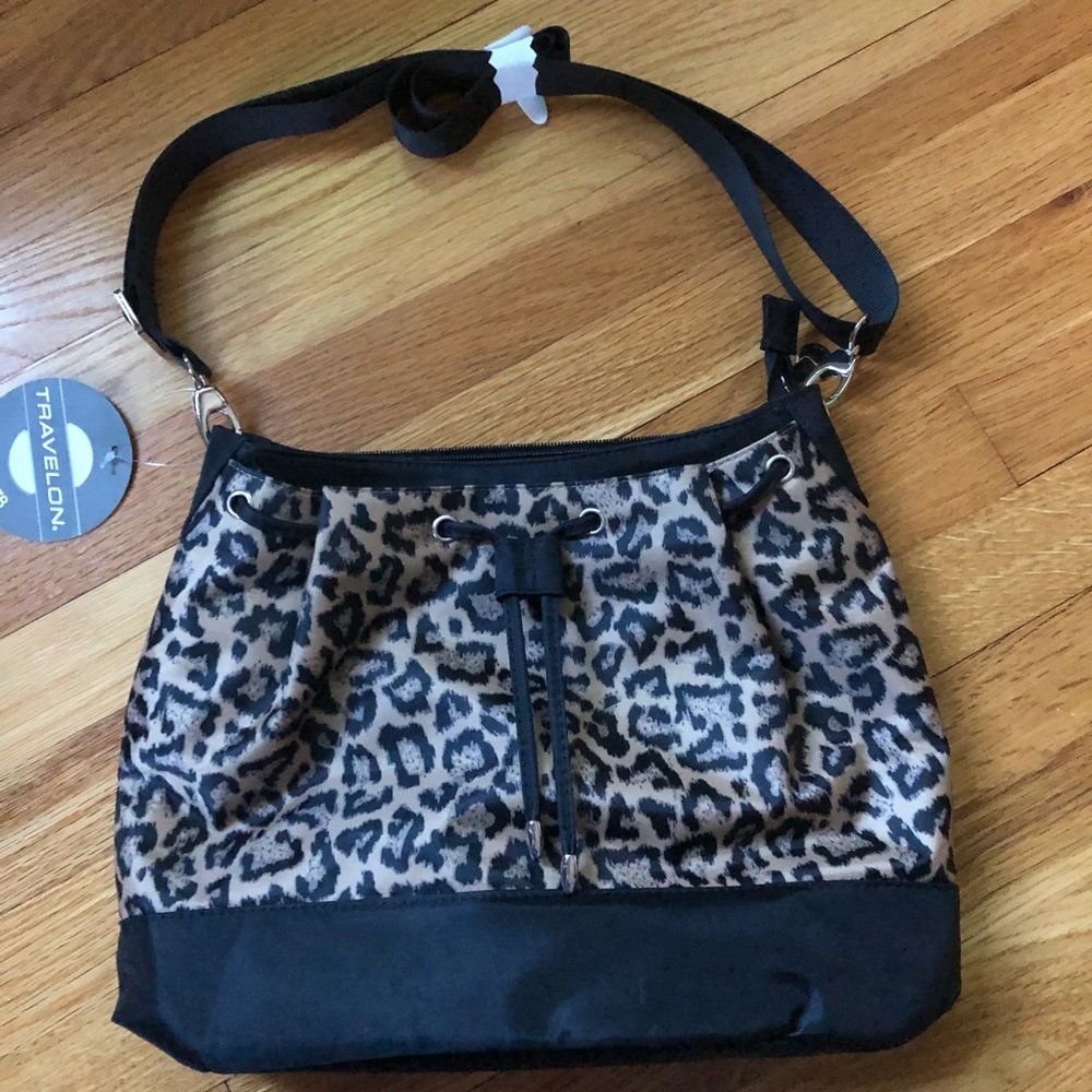 🎉HP🎉 🖤🤎🖤 Animal Print RFID Handbag 🖤🤎🖤